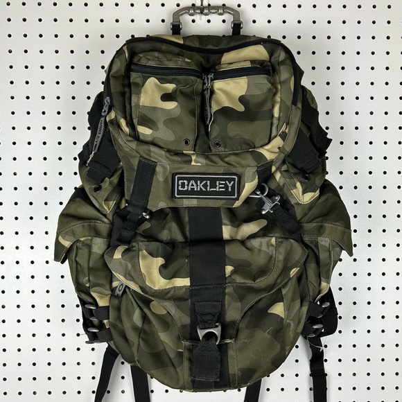 Oakley Bags Oakley Mechanism Si Tactical Field Gear Backpack Camo